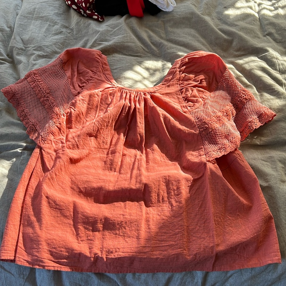 coral, Medium, t shirt
